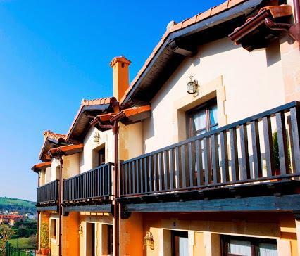 Apartamentos Santillana Del Mar Eksteriør bilde
