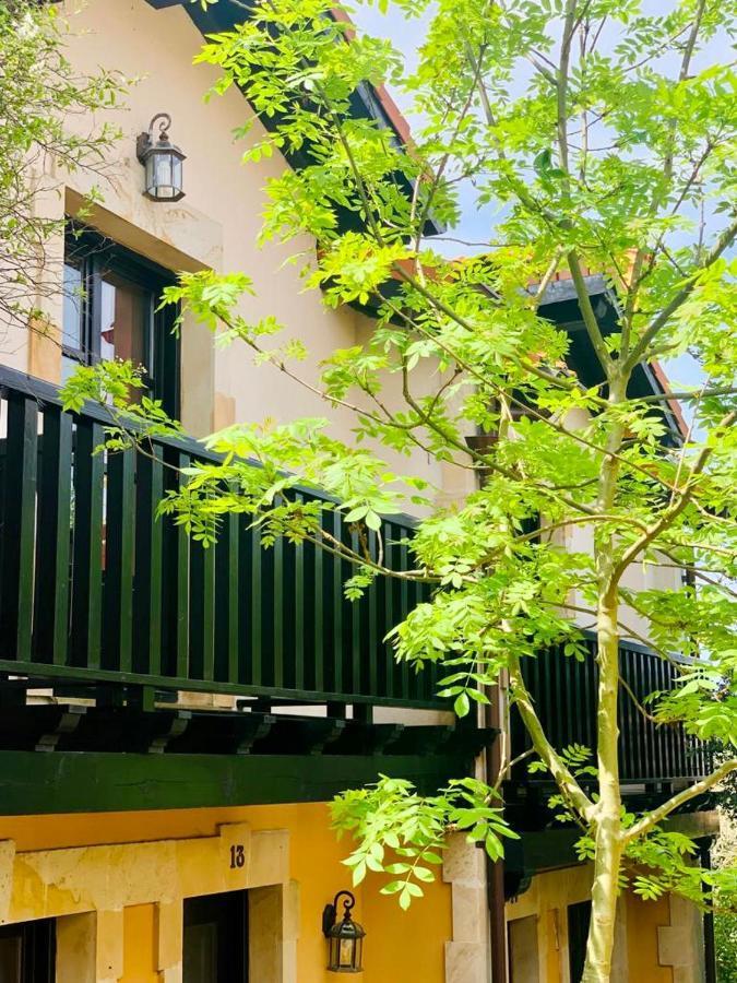 Apartamentos Santillana Del Mar Eksteriør bilde