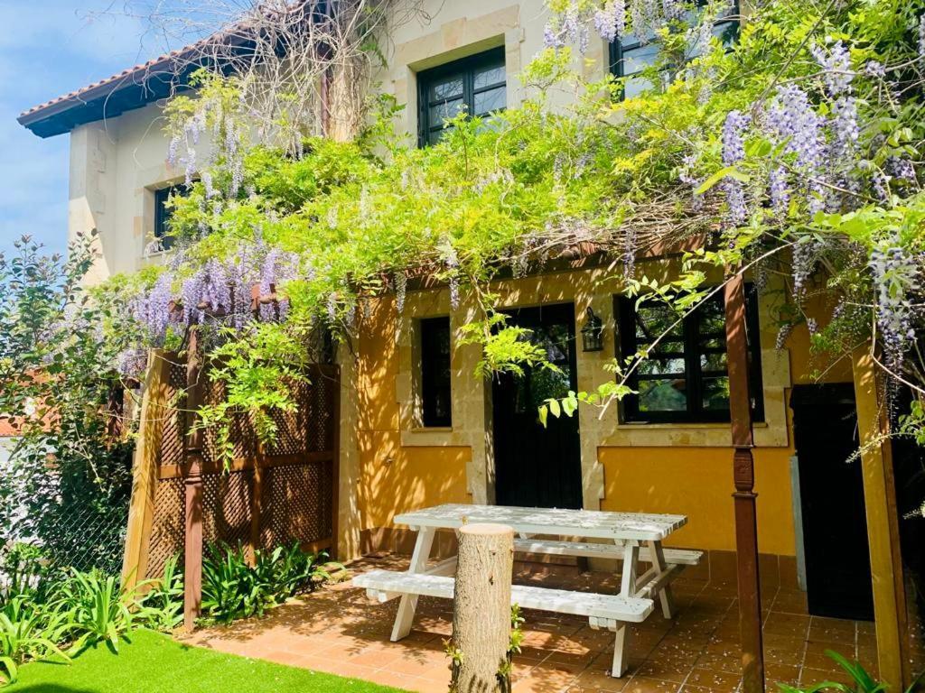 Apartamentos Santillana Del Mar Eksteriør bilde