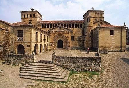 Apartamentos Santillana Del Mar Eksteriør bilde